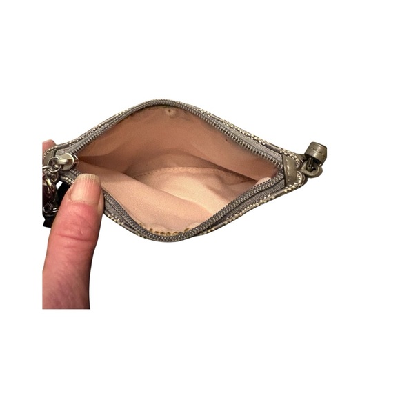 Coach - Picture 3 of 3